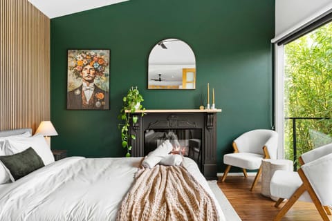 Bed, Bedroom
