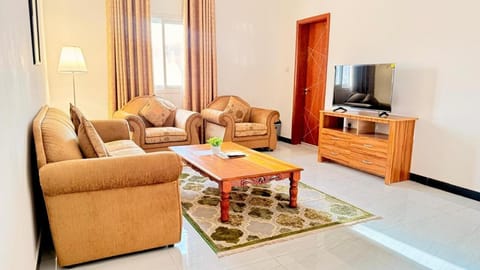 Living room, Seating area, Street view, Street view, Entertainment
