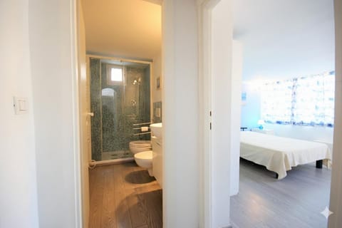 Bathroom, Bedroom