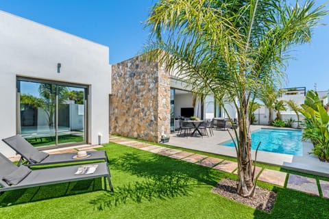 Day, Garden, Garden view, Pool view, Swimming pool, Swimming pool