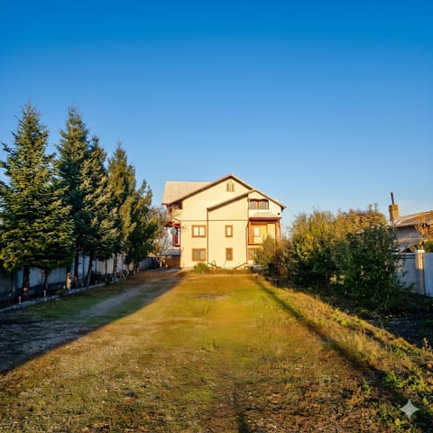 Property building, Day, Natural landscape