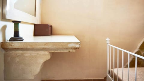 La Irilia Residences & Retreat House in Crete