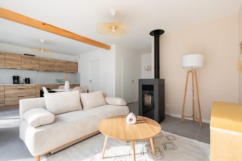 Living room, fireplace