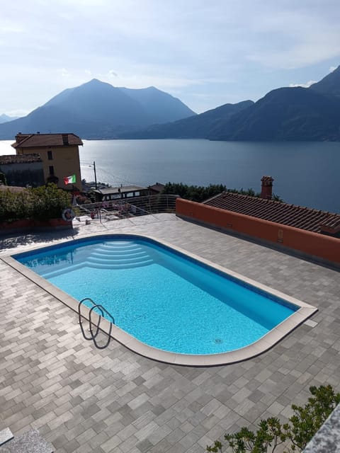 Lake view, Pool view, Swimming pool