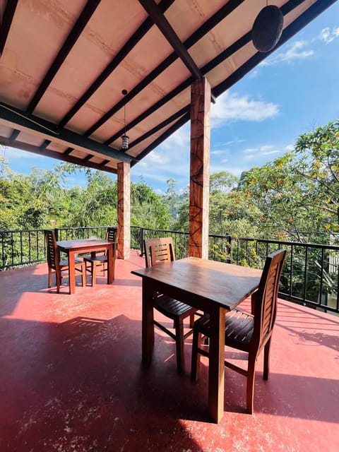 Restaurant/places to eat, View (from property/room), Breakfast