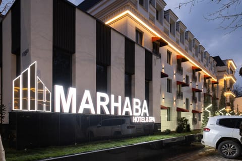 Property building, Street view, Location, Parking