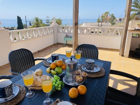 View (from property/room), Balcony/Terrace, Sea view