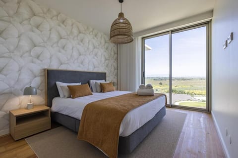 Bed, Natural landscape, Photo of the whole room, Bedroom