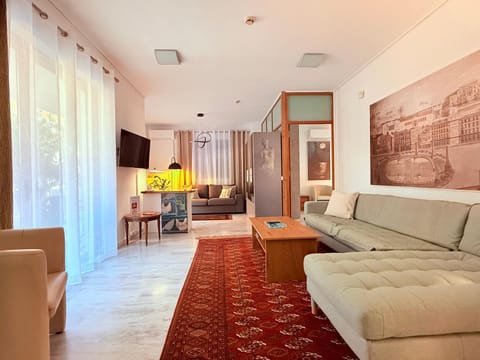 TV and multimedia, Living room