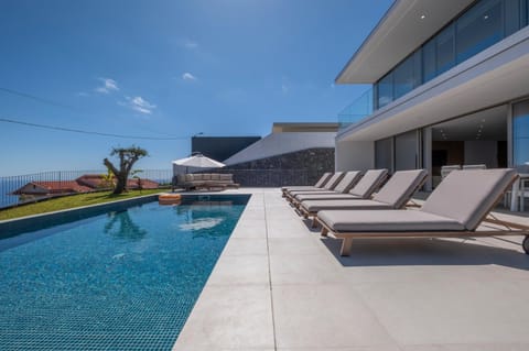 Patio, Day, Pool view, Swimming pool, sunbed
