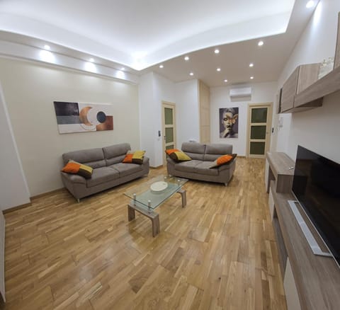 Communal lounge/ TV room, Communal lounge/ TV room, TV and multimedia, Living room