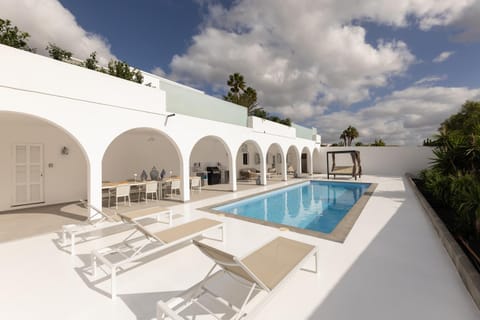 Garden, Swimming pool