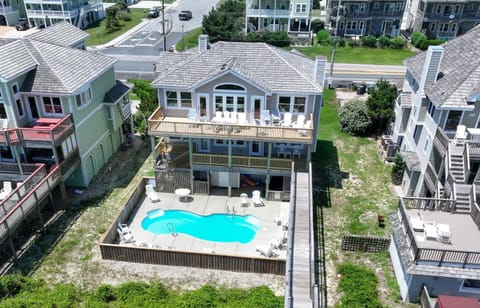 Sunrise Dream - Nags Head MP 16, Oceanfront, Ocean View, Pool, Hot Tub, Sauna, Pets OK, Flex Stays House in Nags Head