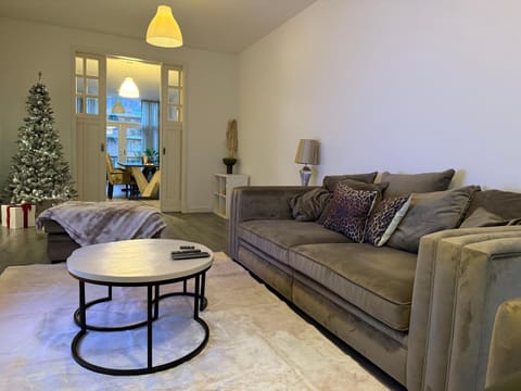 Woonhuis 170m2 Rotterdam Centrum Villa in Rotterdam