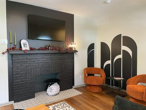 TV and multimedia, Living room, Seating area