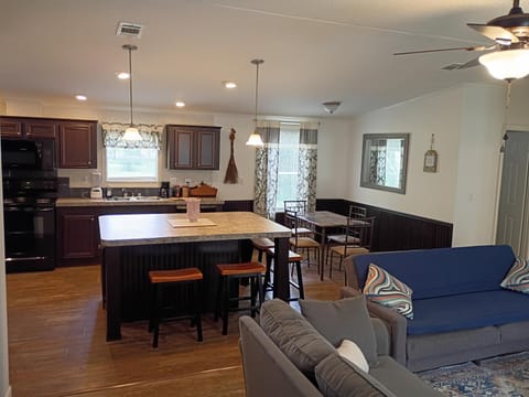 3 Bed 2 Bath Inverness home - Close to all the springs & rivers - Pet friendly House in Hernando