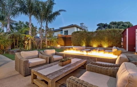 Pleasure Point Surf Retreat House in Opal Cliffs