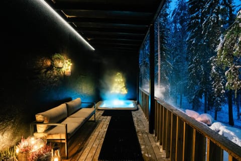 Patio, Open Air Bath