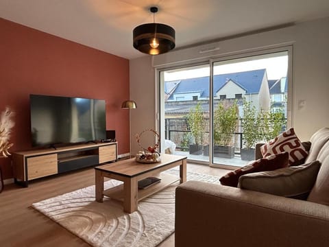 Communal lounge/ TV room, TV and multimedia, Living room, Seating area