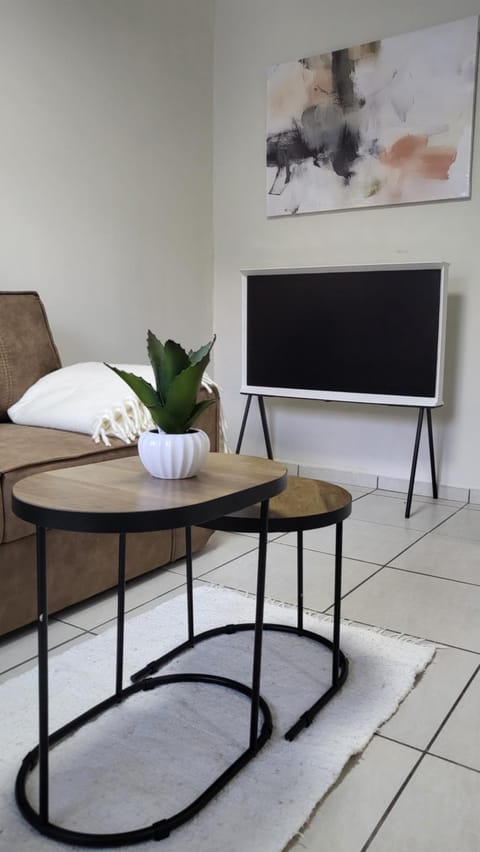 Communal lounge/ TV room, TV and multimedia, Evening entertainment
