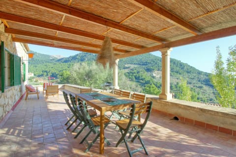 Balcony/Terrace, Landmark view, Mountain view