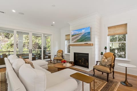 3072 Seabrook Village Drive House in Seabrook Island