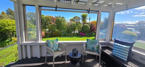 Patio, Garden, Seating area