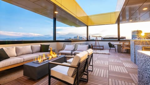 Balcony/Terrace, Dining area