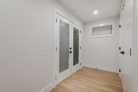 Metrotown area House in Vancouver