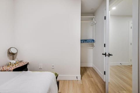 Metrotown area House in Vancouver