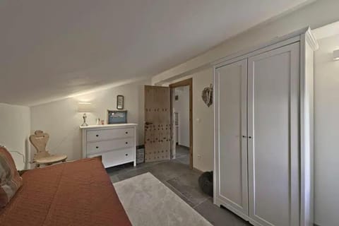 Attic Lake View with Free Parking Apartment in Saint Moritz