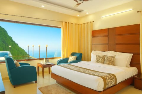 Bed, Natural landscape, Photo of the whole room, Seating area, Bedroom, Mountain view