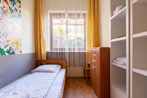 Bed, Photo of the whole room, Bedroom, towels, wardrobe