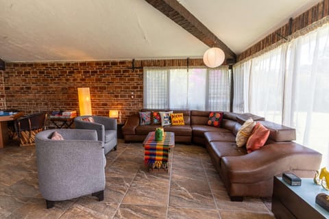 ANANA Casa SK Villa Garden & Family-Friendly Villa in Chapala