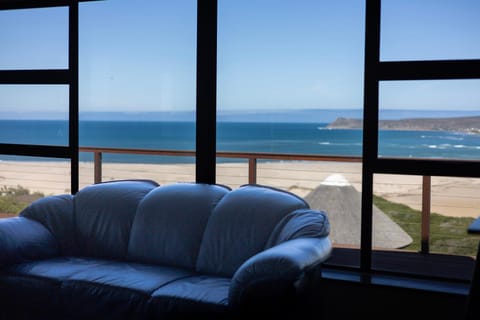 Living room, River view, Sea view