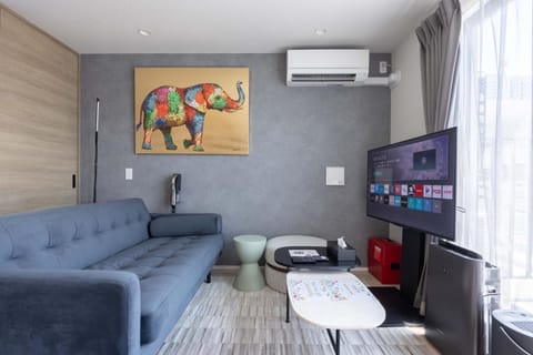 TV and multimedia, Living room, air conditioner