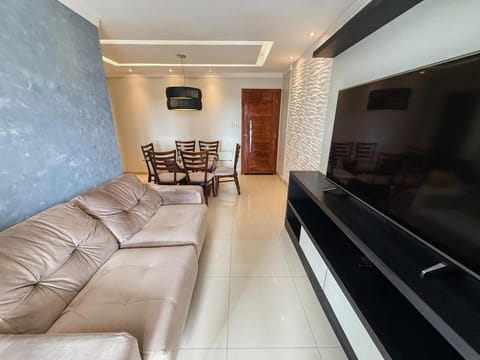 Communal lounge/ TV room, TV and multimedia, Living room, Seating area, Evening entertainment