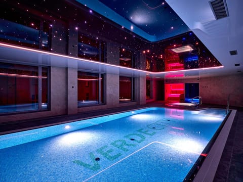 Sauna, Pool view, Swimming pool, wedding