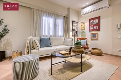 Living room, Seating area, air conditioner