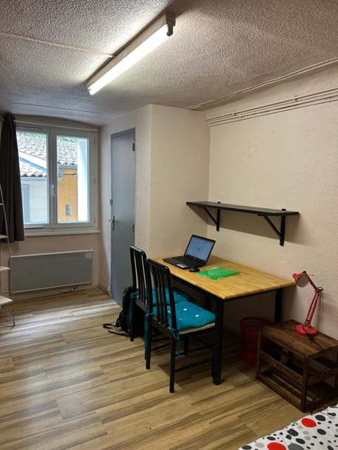 Photo of the whole room, Seating area, Bedroom