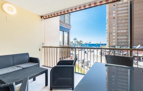 Day, View (from property/room), Balcony/Terrace, Living room, Dining area, Sea view, Street view