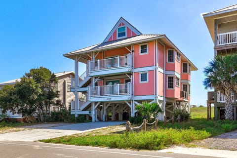 LegaSea House in Carolina Beach