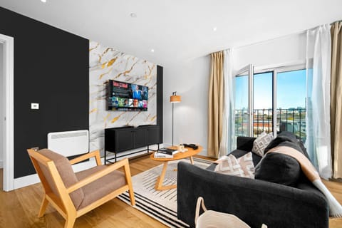 Living room, Seating area, Evening entertainment