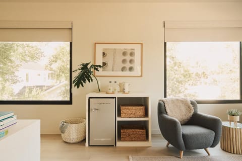 Living room, Seating area, minibar