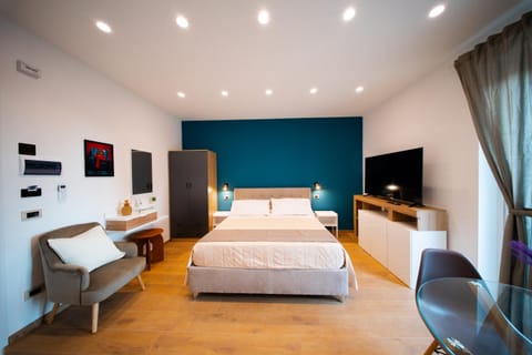 Bed, Photo of the whole room