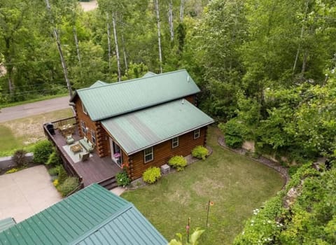 The Cozy Family Cabin in Wabasha near Downtown Cabin in Wabasha