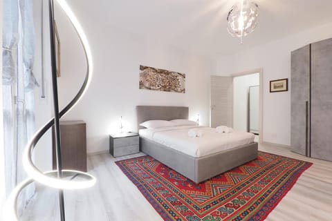 Bed, Photo of the whole room, Bedroom, wardrobe