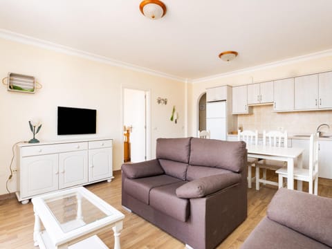 TV and multimedia, Kitchen or kitchenette, Dining area