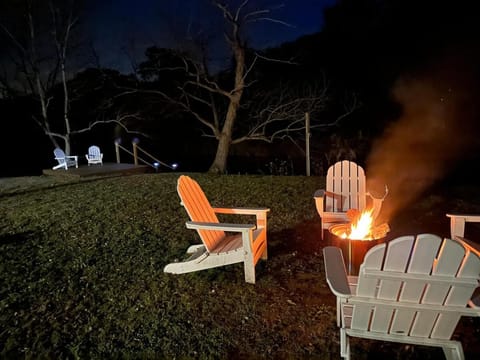 Waterfront Lake House on Lake LBJ House in Lake Lyndon B Johnson