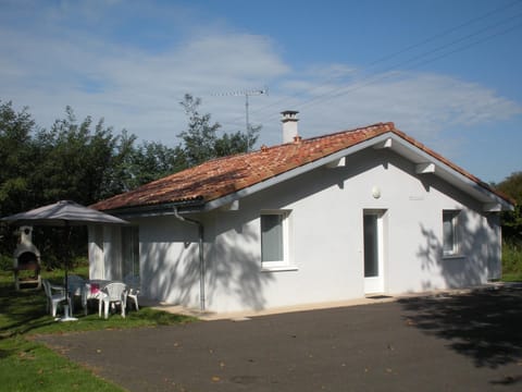 Facade/entrance, BBQ facilities, Pets, Sunrise, Sunset